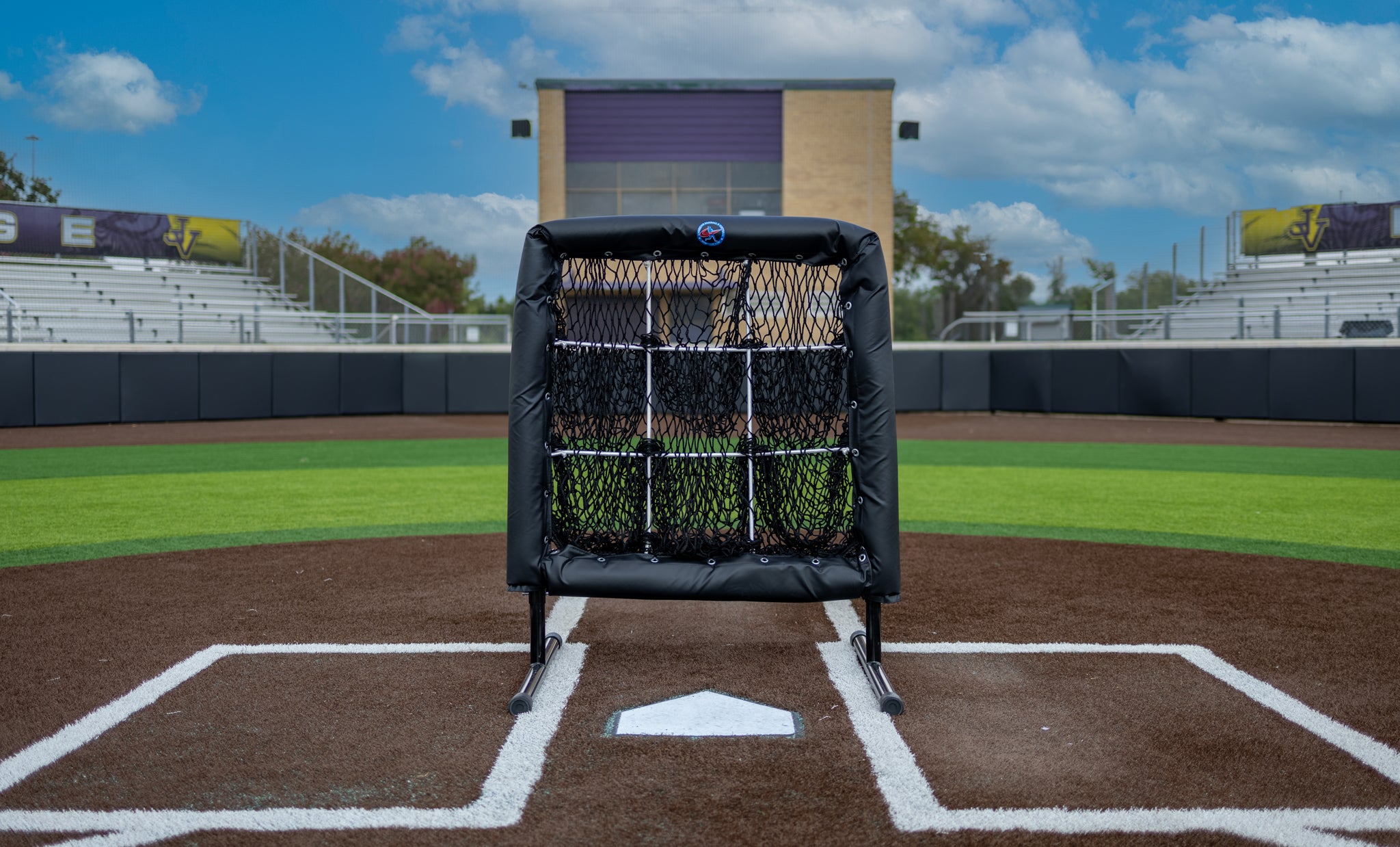 9 Hole Pitch Target w/ Numbered Targets